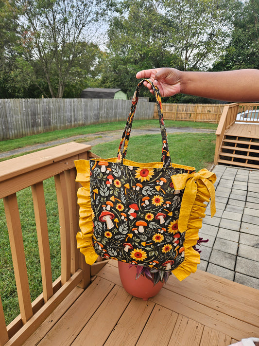 Hayride tote bag with ruffles and bows